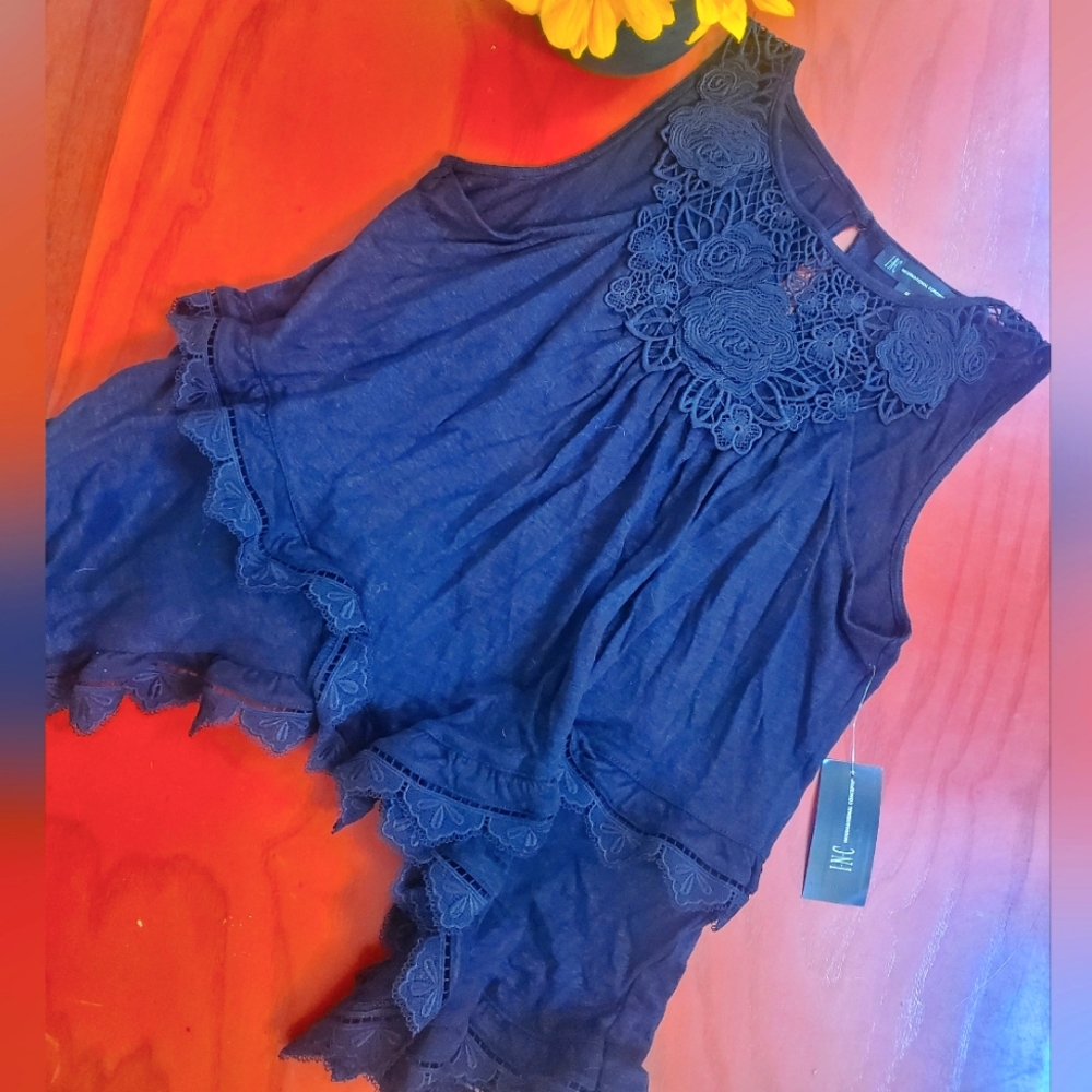 NWT  INC black sleeveless black top